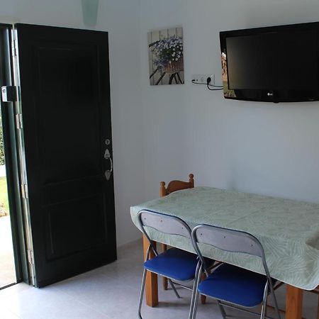 Apartamento Ideal En Cala'N Blanes, Ciudadela กาลาเอนฟอร์กัต ภายนอก รูปภาพ