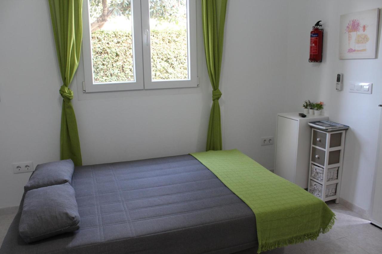 Apartamento Ideal En Cala'N Blanes, Ciudadela กาลาเอนฟอร์กัต ภายนอก รูปภาพ