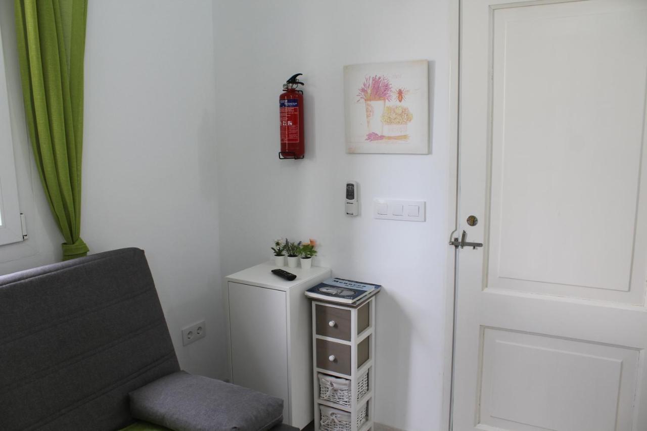 Apartamento Ideal En Cala'N Blanes, Ciudadela กาลาเอนฟอร์กัต ภายนอก รูปภาพ