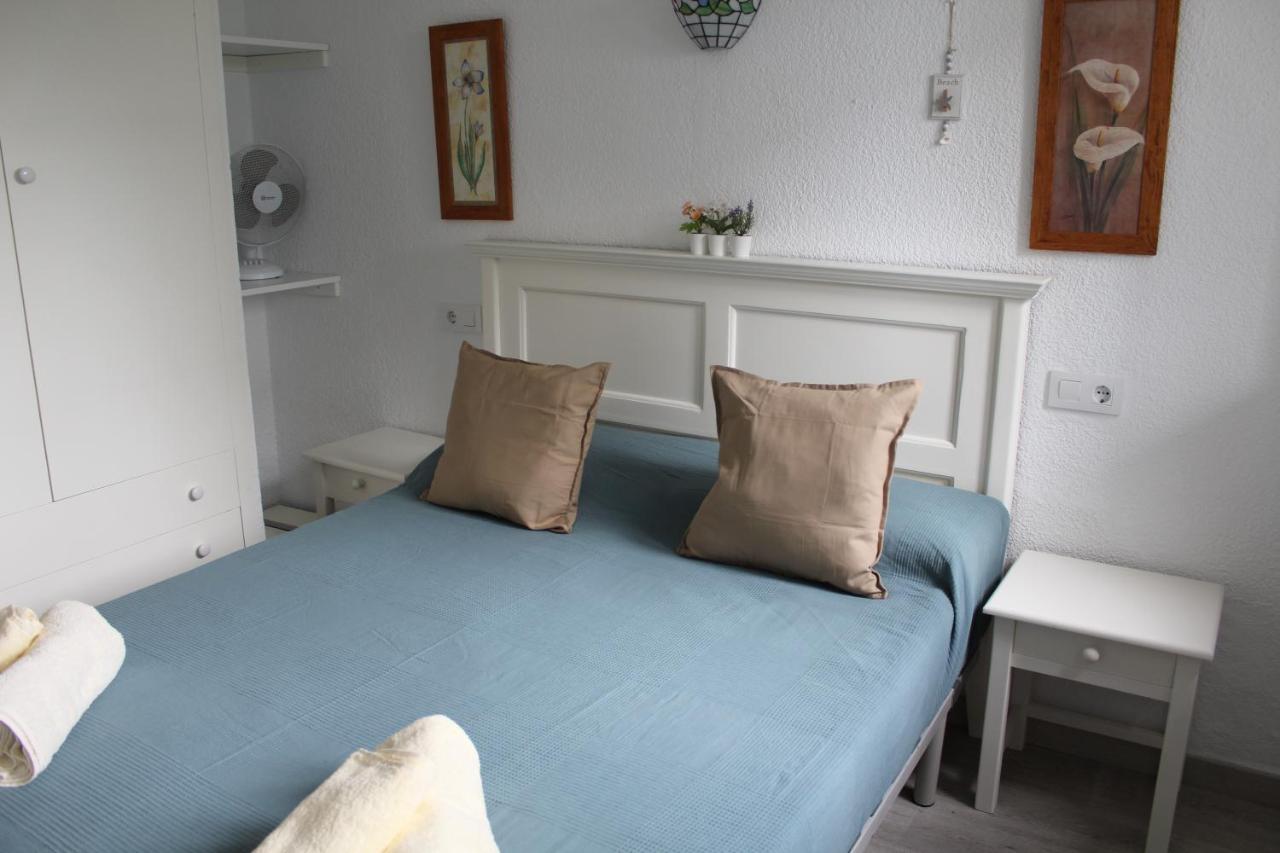 Apartamento Ideal En Cala'N Blanes, Ciudadela กาลาเอนฟอร์กัต ภายนอก รูปภาพ