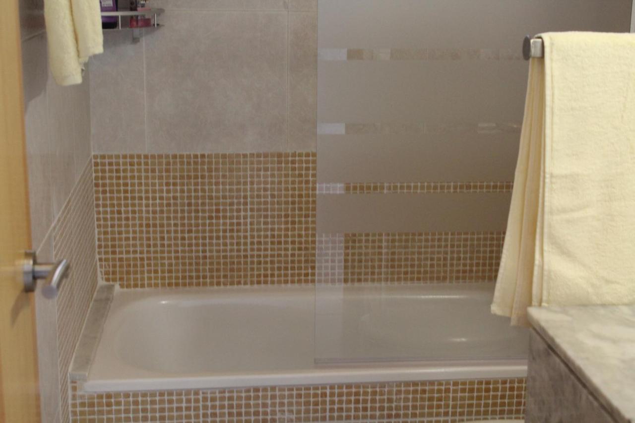 Apartamento Ideal En Cala'N Blanes, Ciudadela กาลาเอนฟอร์กัต ภายนอก รูปภาพ